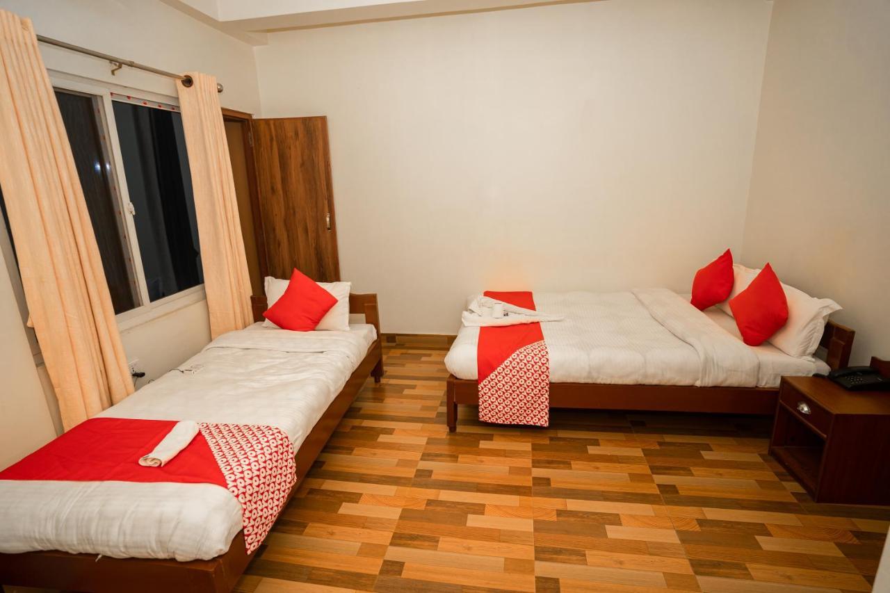 Hotel Dela Mount Pokhara Exterior foto