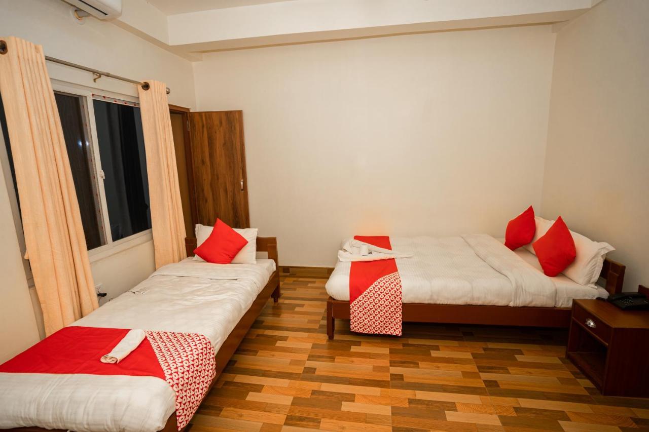Hotel Dela Mount Pokhara Exterior foto